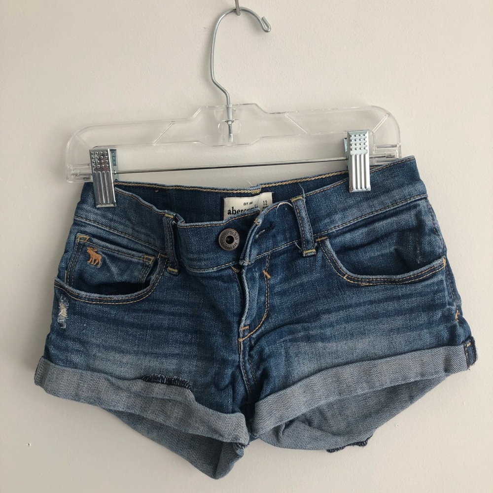 Short shorts